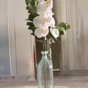 باقة ورد صناعية كبيرة